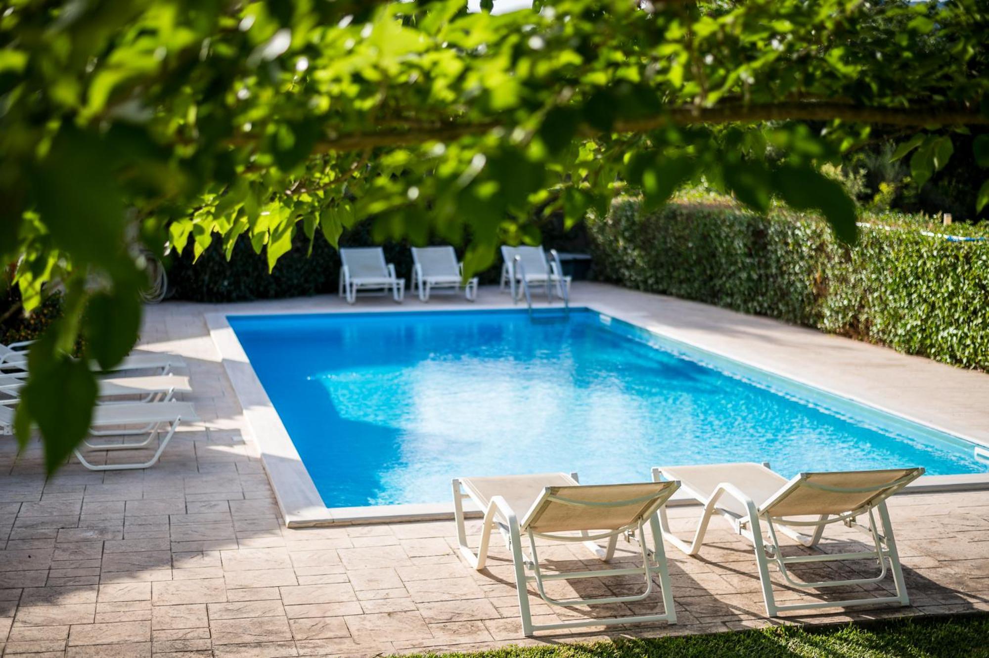 Villa Nefeli With Private Pool By Konnect Dassiá Eksteriør bilde